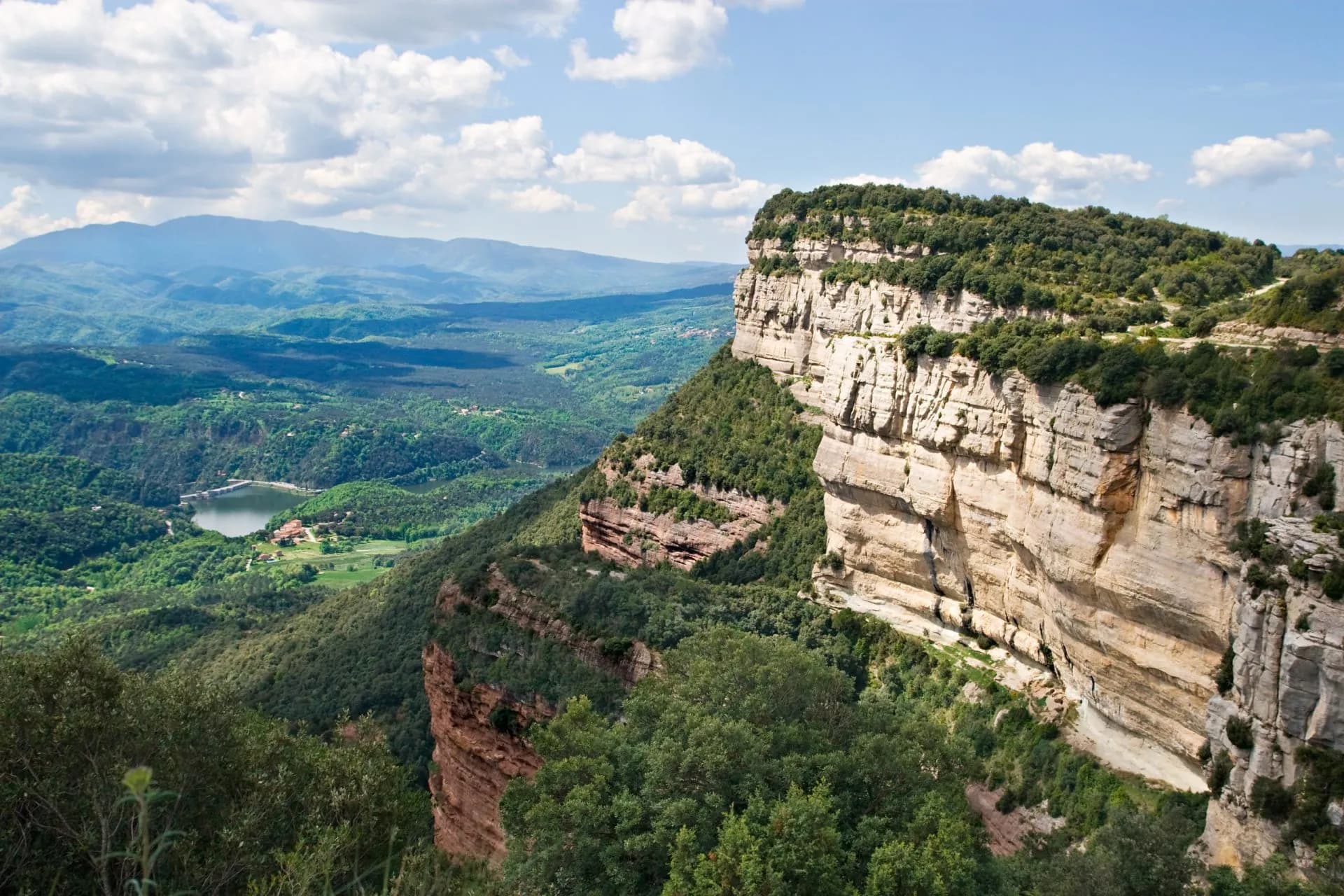 Cliffs in Tavertet over the reservoir of Sau