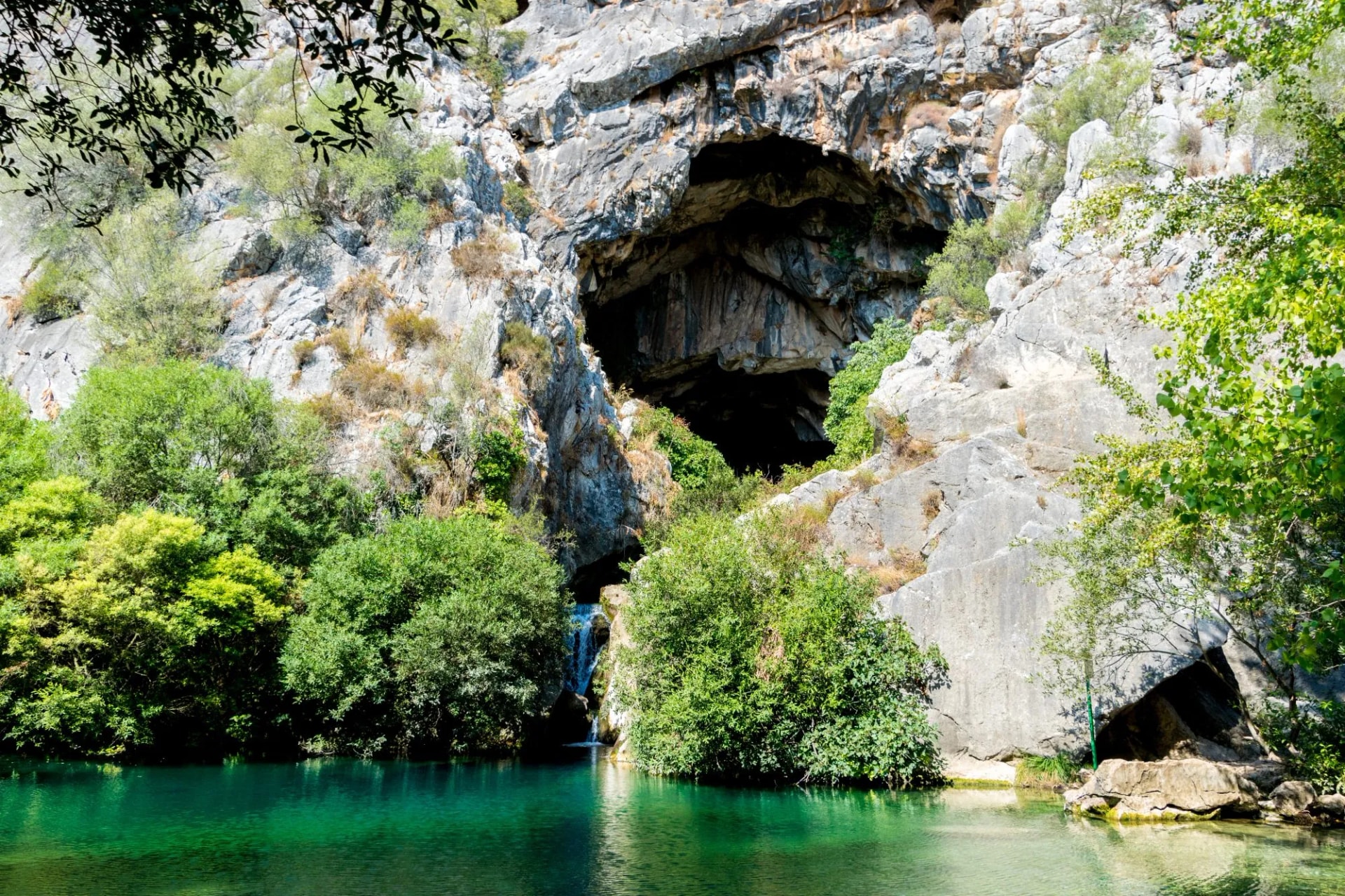 The Cueva del Gato (Cat's Cave)