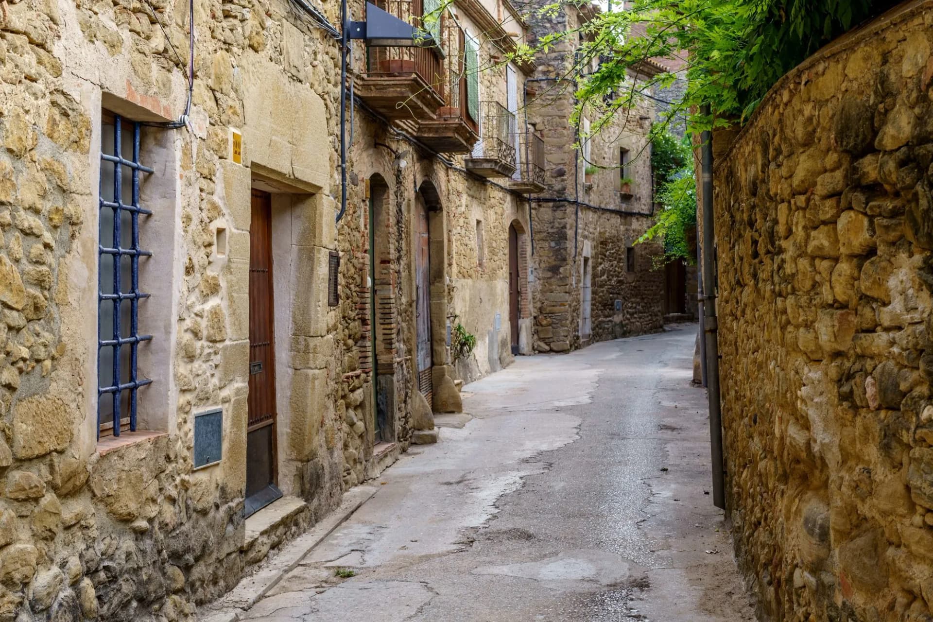 Madremaña (Madremanya) spain street