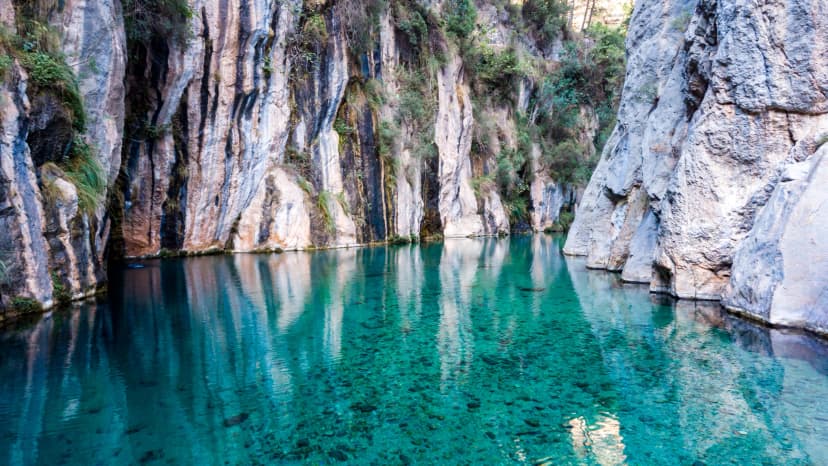 Montanejos (Castellón) y sus aguas termales a vista de drone.