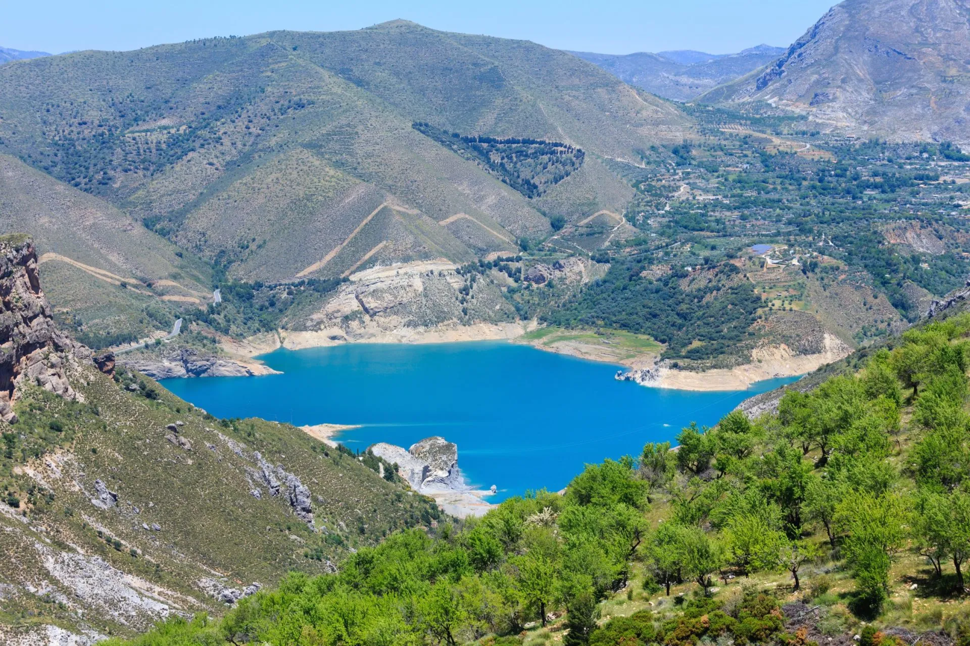 Sø i Sierra Nevada, Spanien.